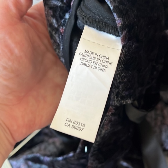 Lucky Brand Deep Purple/Black Floral Velvet Crop Drawstring Waist Pants - Picture 3 of 9